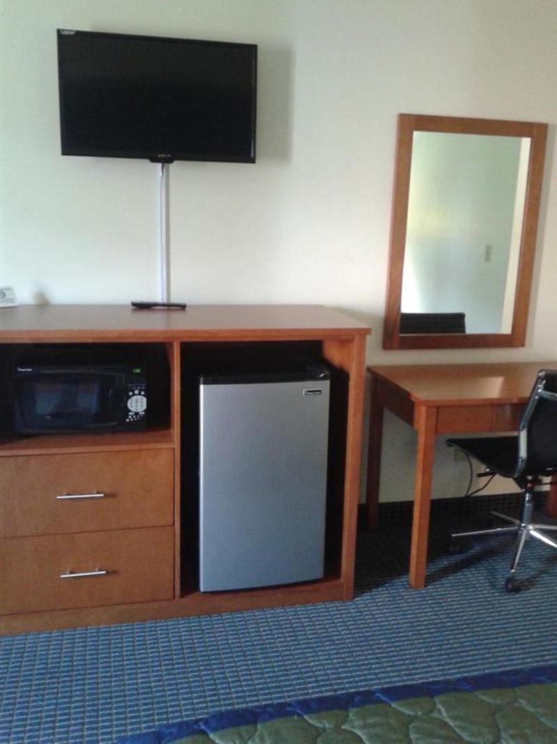 Quality Inn - Redwood Falls エクステリア 写真